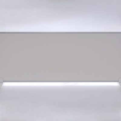GlasWärmt-Infrarotheizung-Aluminium-IAP-550Watt-Weiß-1200x400x20mm-Vorderseite